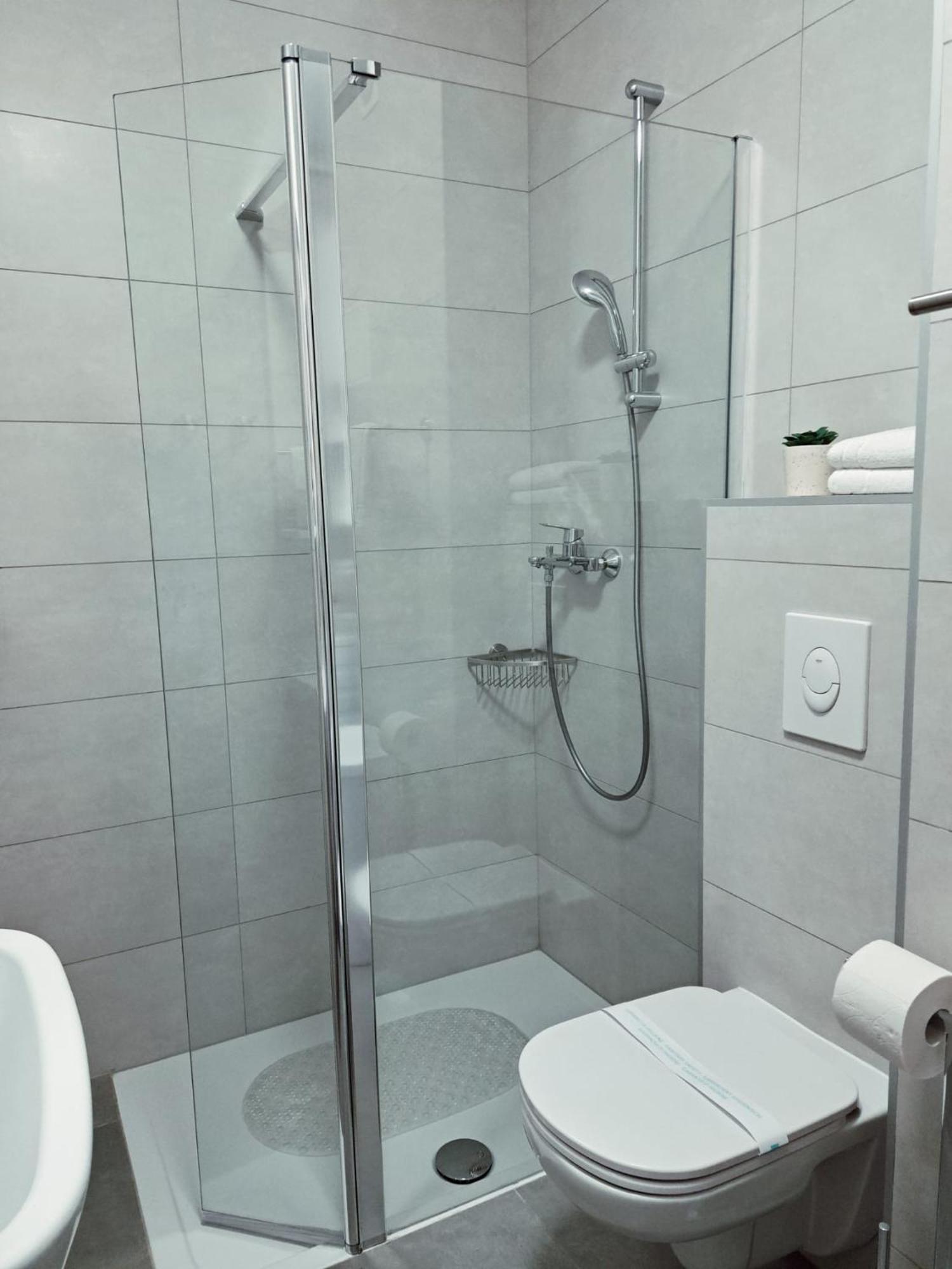 Apartman West Zen Zagreb Bagian luar foto