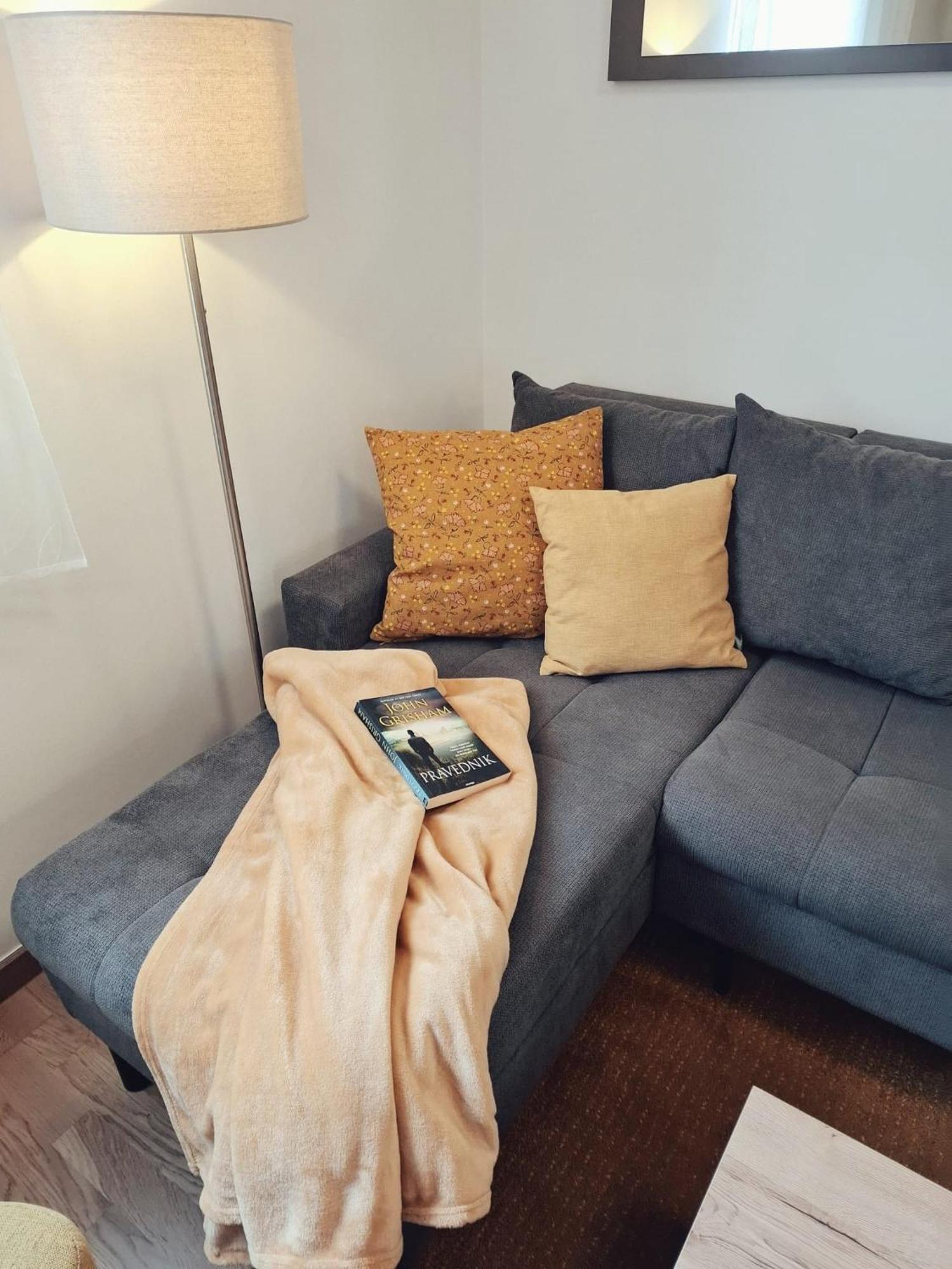 Apartman West Zen Zagreb Bagian luar foto